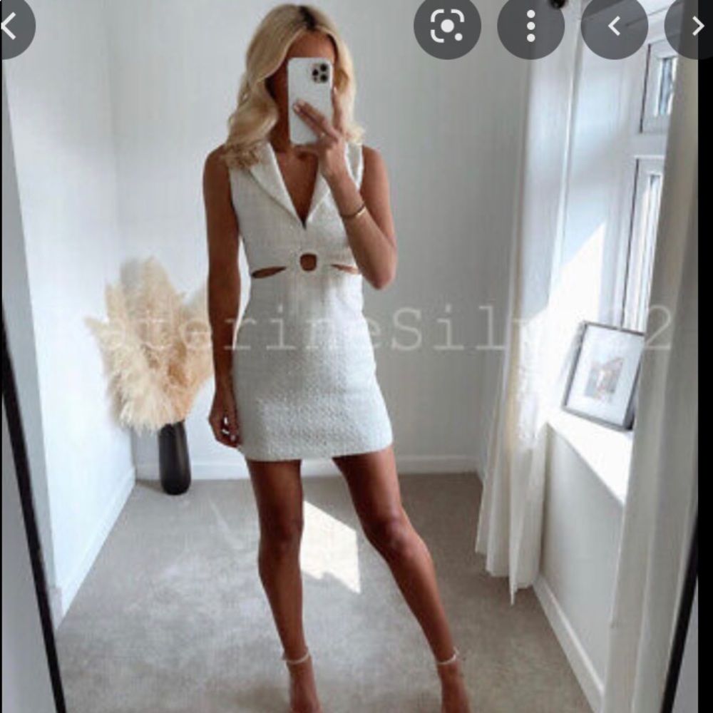 NWT ZARA TEXTURED CUT OUT DRESS | L